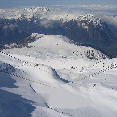 Le Dôme Alpe d'Huez Exterior foto